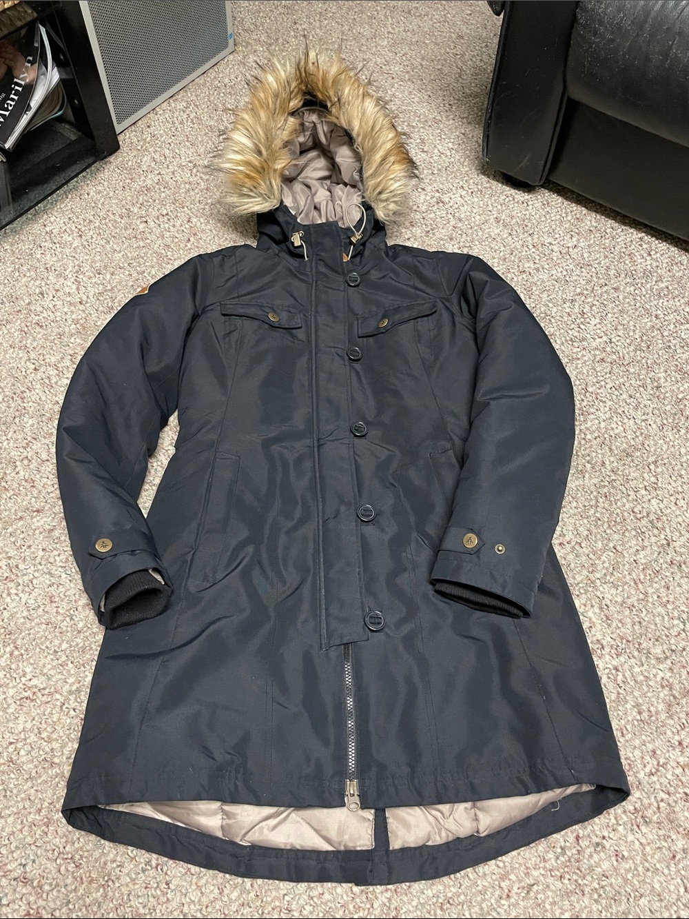 Woods goose down/feather filled longer parka with removable fur hood